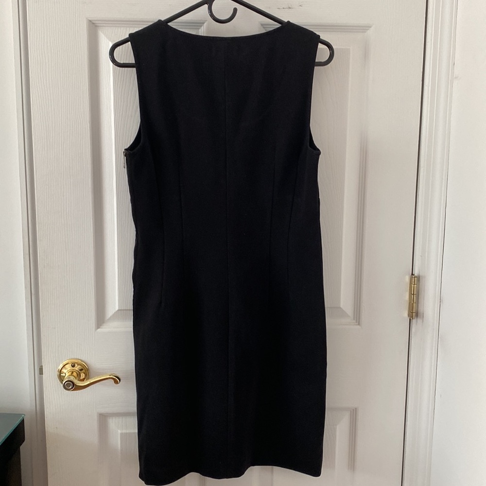 DKNY black sleeveless dress. Size 8. Rounded neck. Full side zipper. PTP abt 19 - Picture 2 of 11